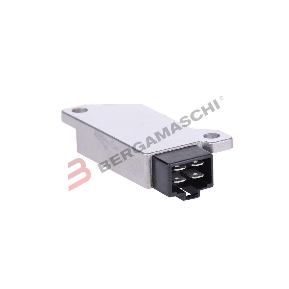 V834400119 REGOLATORE DI TENSIONE TOURMAX YAMAHA XTZ 750 SUPER TENERE 89 91 V834400119 REGOLATORE DI TENSIONE TOURMAX YAMAHA XTZ 750 SUPER TENERE 89 91